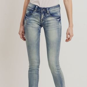 Size 26 (3/4) skinny jeans